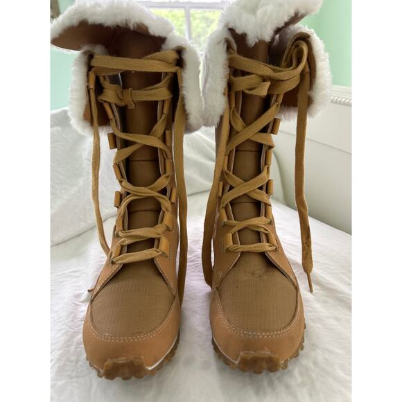 Timberland Boots. - Picture 1 of 6